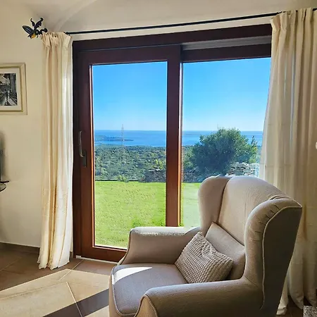 Villa Charming Sea View House In San Pantaleo Portisco