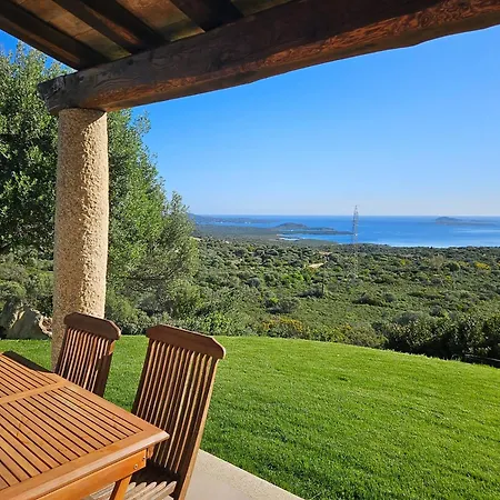Villa Charming Sea View House In San Pantaleo