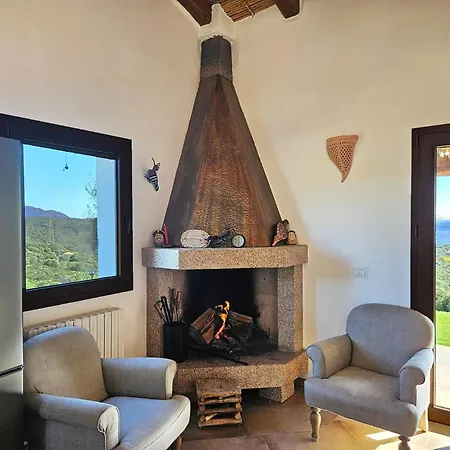 Charming Sea View House In San Pantaleo Portisco