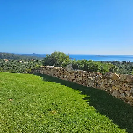 Villa Charming Sea View House In San Pantaleo Portisco
