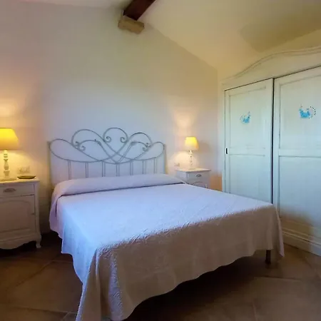 Villa Charming Sea View House In San Pantaleo