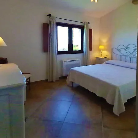 Charming Sea View House In San Pantaleo Portisco